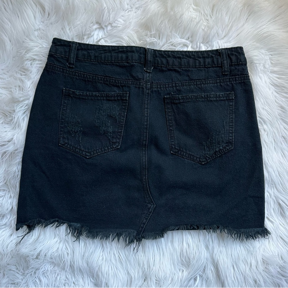 Signature Eight • Black Denim Distressed Mini Skirt - Picture 10 of 11